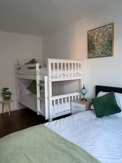Brighton New Apartment Free Parking Sleeps 6 Εξωτερικό φωτογραφία