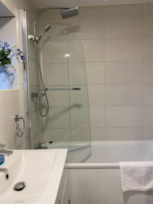 Brighton New Apartment Free Parking Sleeps 6 Εξωτερικό φωτογραφία