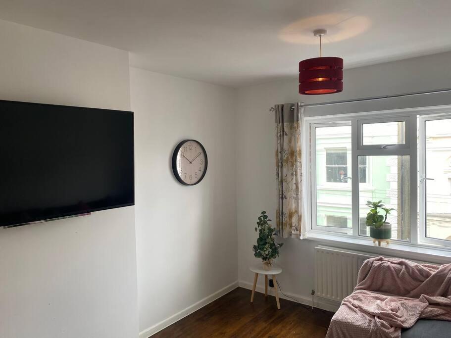 Brighton New Apartment Free Parking Sleeps 6 Εξωτερικό φωτογραφία